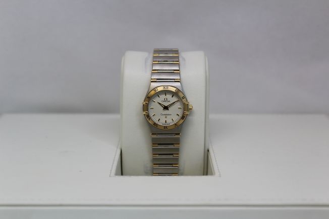 OMEGA CONSTELLATION QUARZ